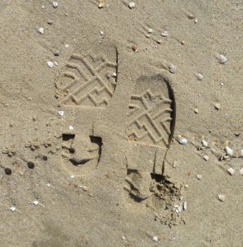 voetstappen-1 voetstappen-1